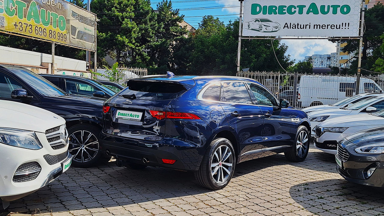 Jaguar F-PACE