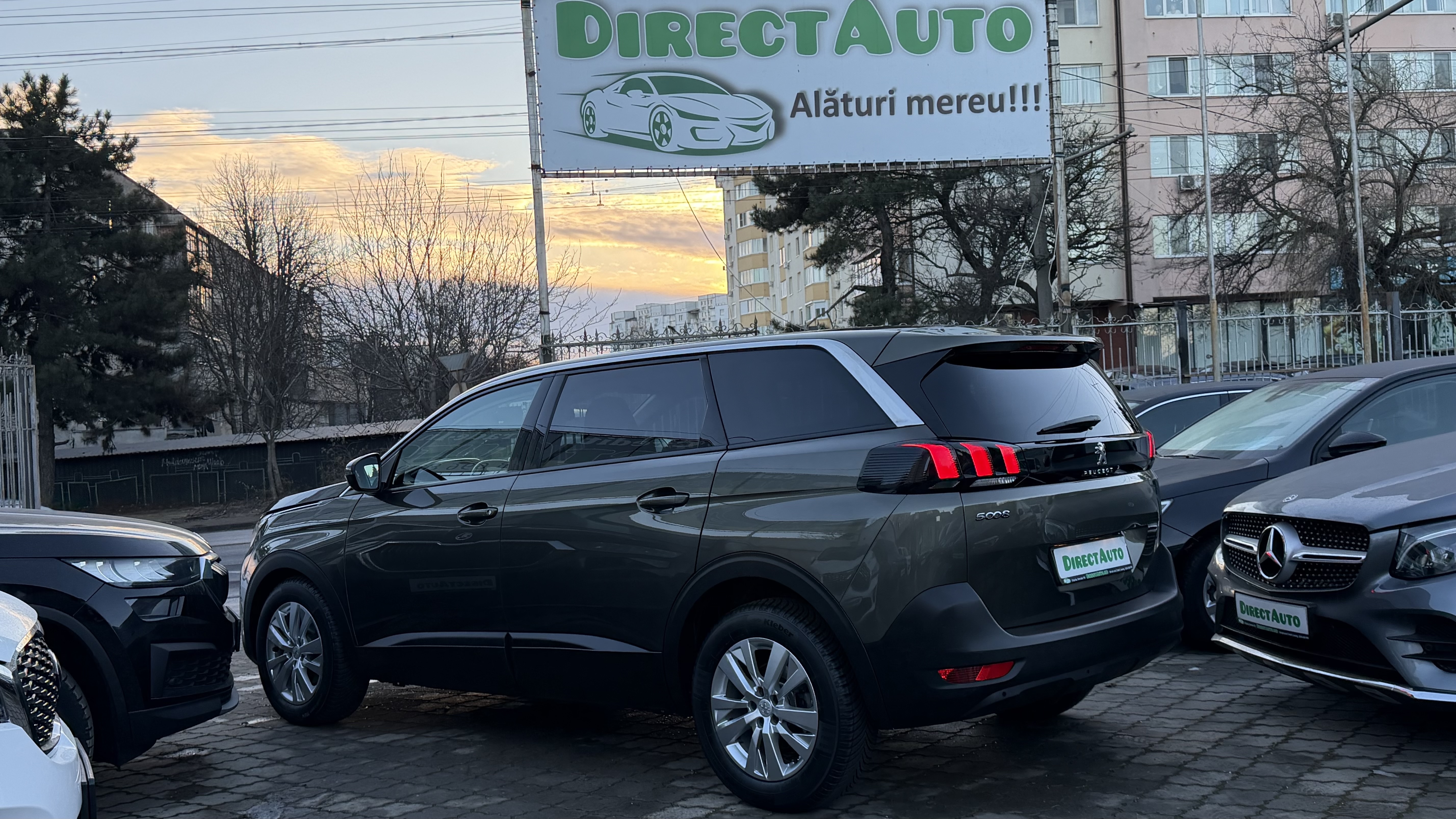 Peugeot 5008
