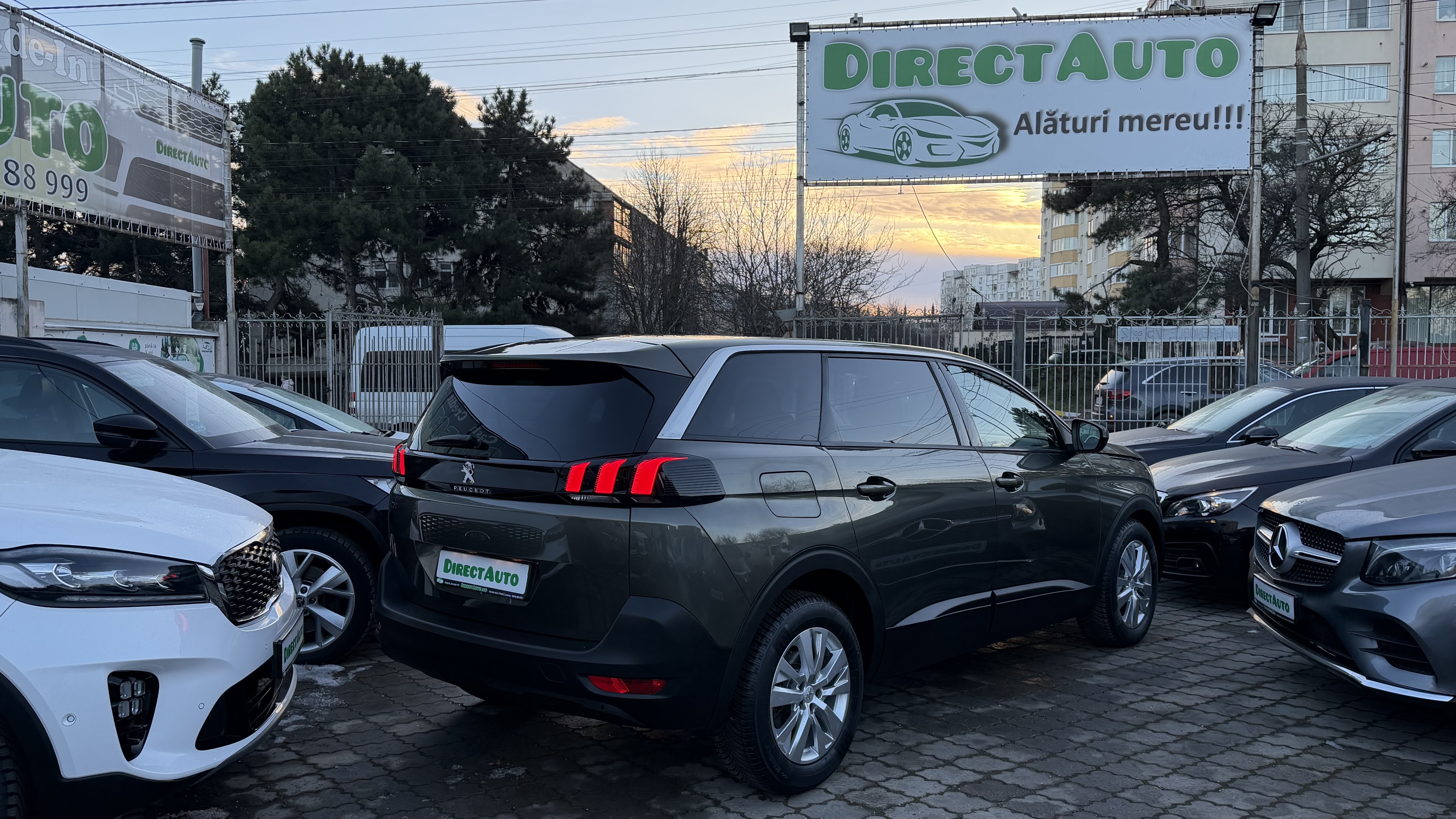 Peugeot 5008