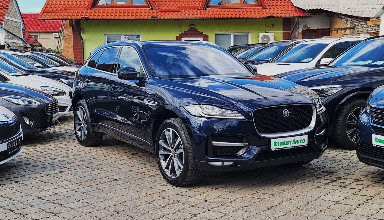 Jaguar F-PACE