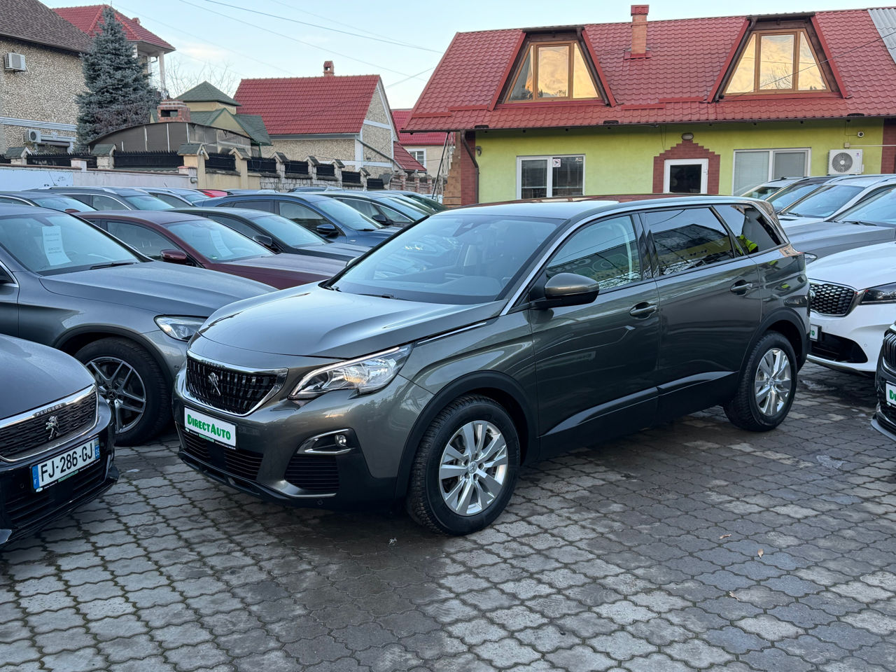 Peugeot 5008