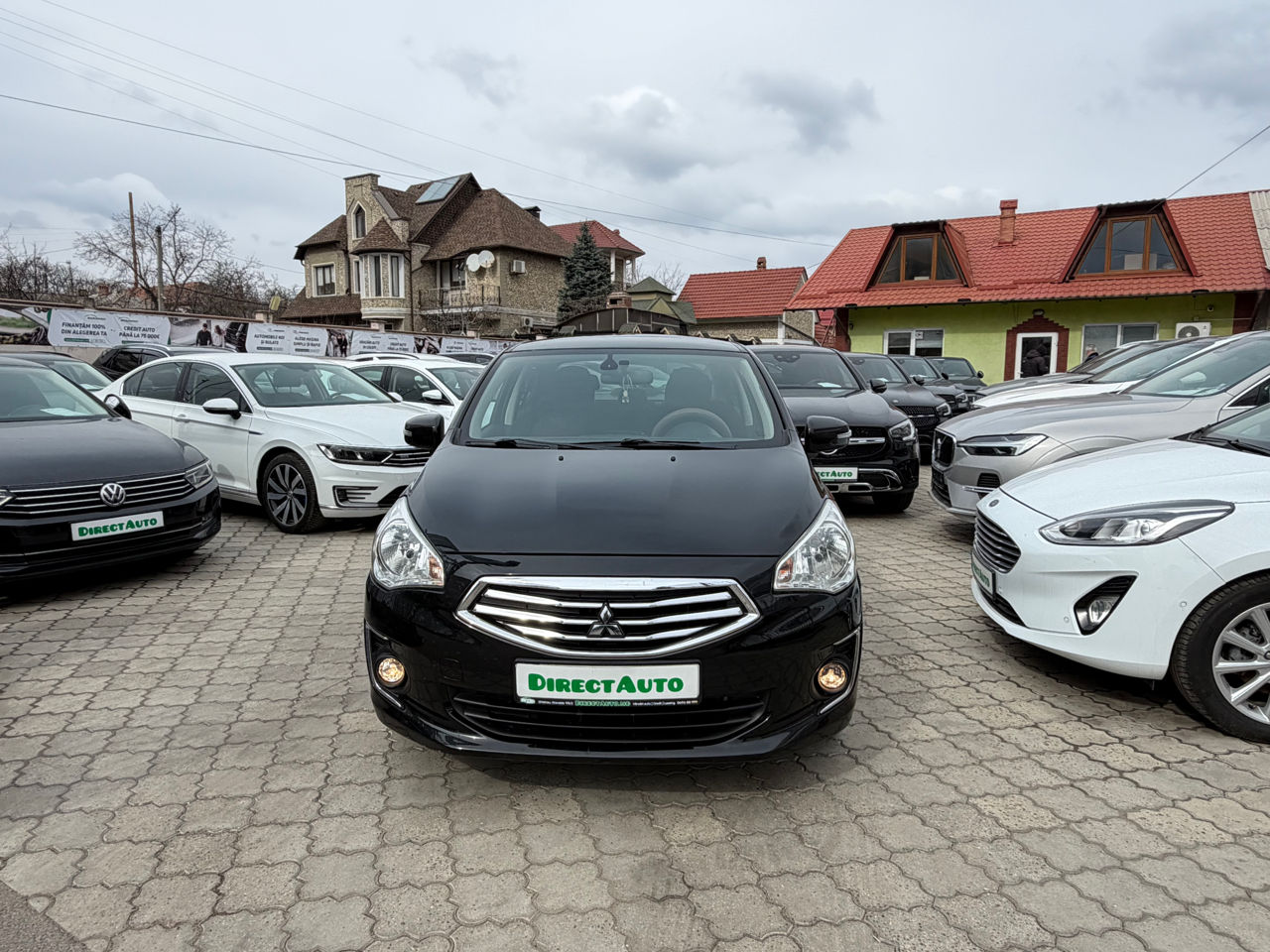 Mitsubishi Attrage