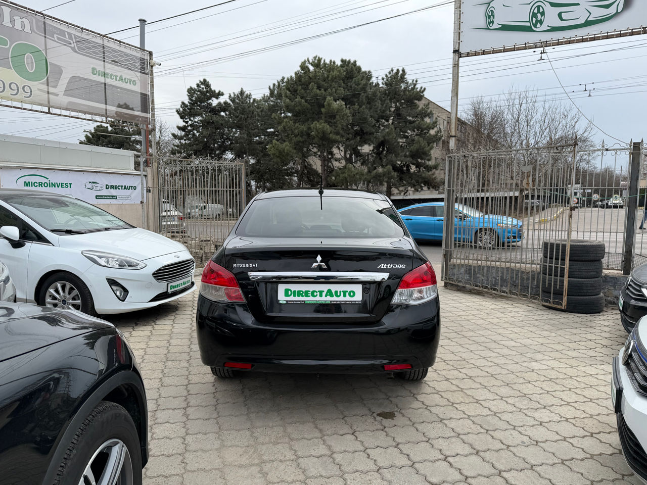 Mitsubishi Attrage